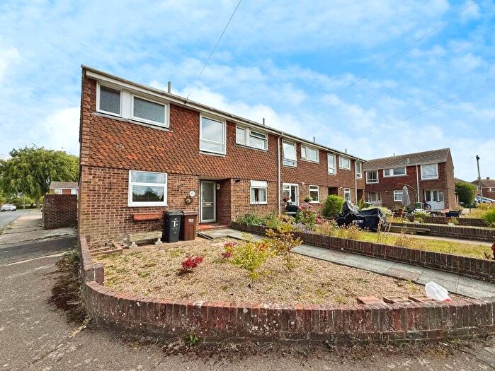 2 Bedroom Terraced House For Sale In Bankside, Rye, TN31
