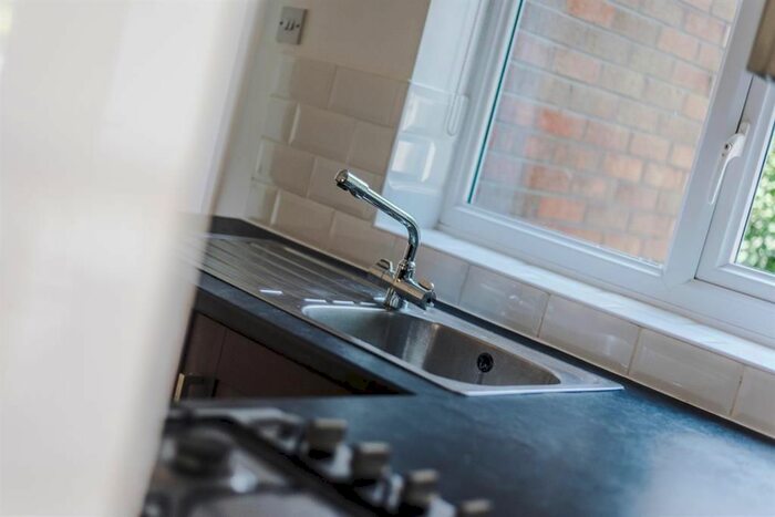 2 Bedroom Detached House To Rent In Hilton Lane, Worsley, Manchester, M28