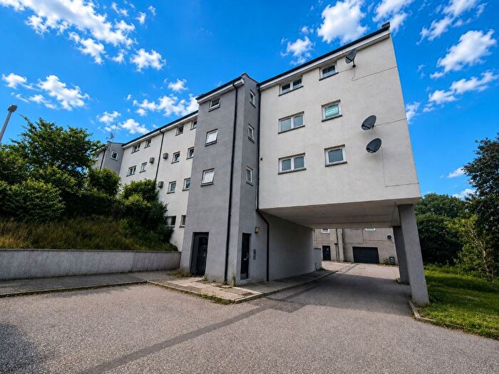 2 Bedroom Flat For Sale In Great Northern Road, Aberdeen, Aberdeenshire, AB24