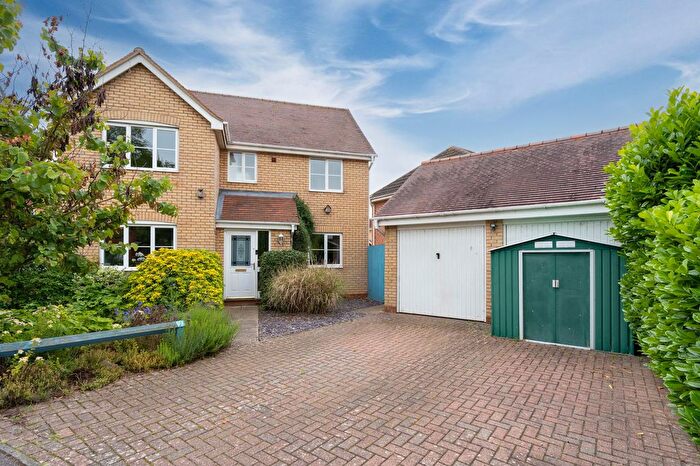4 Bedroom Detached House For Sale In Chantry Close, Swavesey, CB24