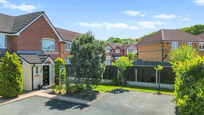 3 Bedroom End Terrace House For Sale In Chelford Road, Eccleston, WA10