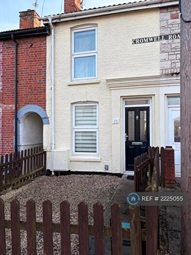 2 Bedroom Terraced House To Rent In Cromwell Road, Colchester, CO2