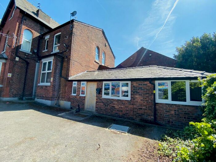 1 Bedroom Flat To Rent In Wellington Road South, Stockport, SK2