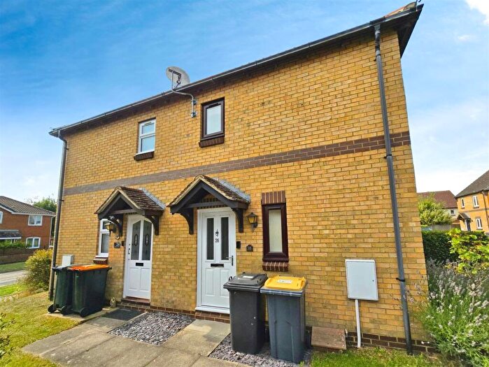 2 Bedroom Semi-Detached House To Rent In Boxgrove Priory, Bedford, MK41