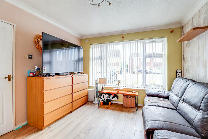 3 Bedroom Terraced House For Sale In Nicholson Road, Thundersley, SS7