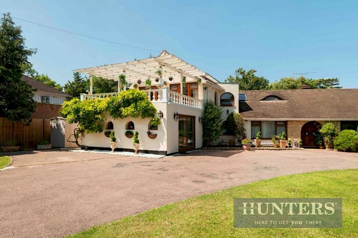 7 Bedroom Detached House To Rent In Guildford Road, Fetcham, Leatherhead, KT22