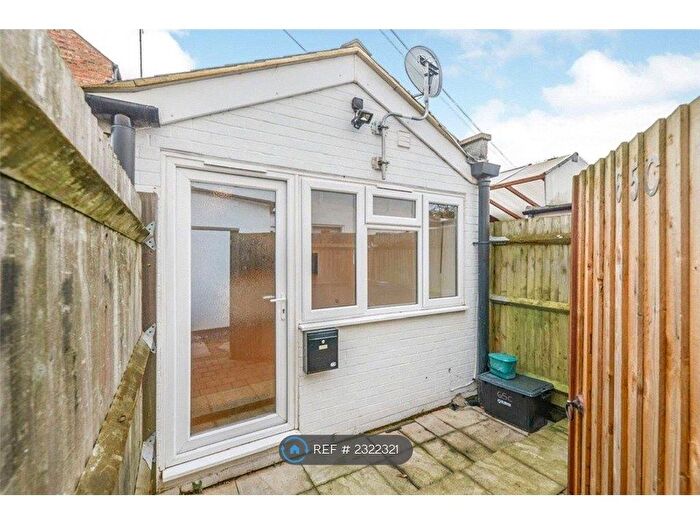 1 Bedroom Semi-Detached House To Rent In Hatfield Road, St. Albans, AL1