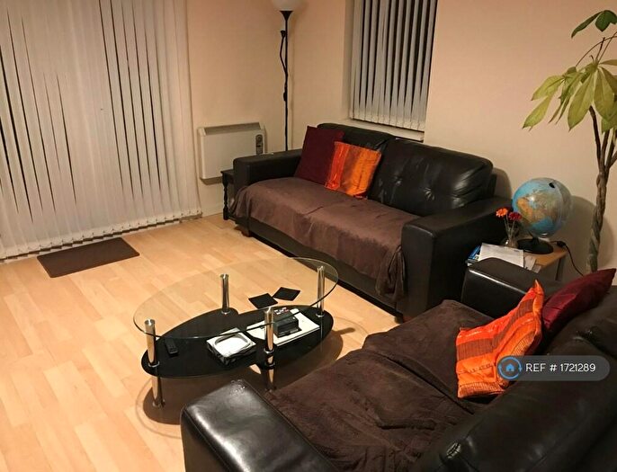 2 Bedroom Flat To Rent In Ordsall Lane, Salford, M5