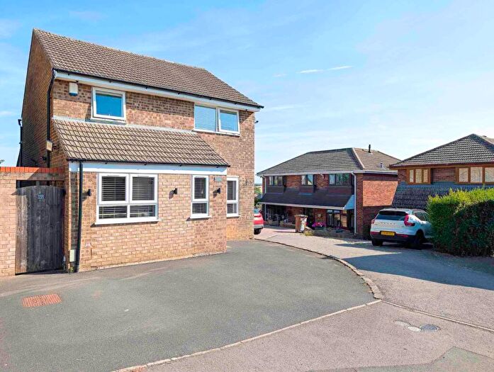 3 Bedroom Detached House For Sale In The Greys, Weedon, Northampton, Northamptonshire, NN7