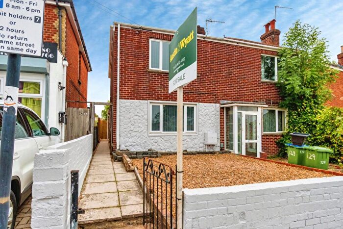 2 Bedroom House For Sale In Warren Avenue, Southampton, Hampshire, SO16