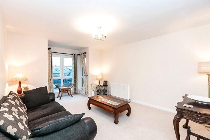 2 Bedroom Flat To Rent In Bothwell Road, Aberdeen, AB24