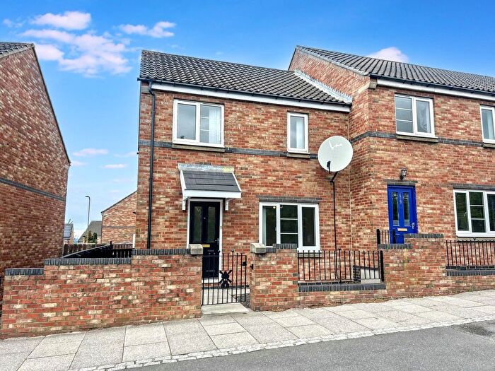 3 Bedroom End Of Terrace House For Sale In Bensham Road, Gateshead, NE8
