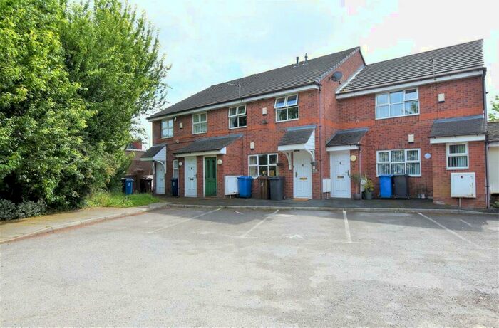 1 Bedroom Flat To Rent In South Lane, Astley, Manchester, M29