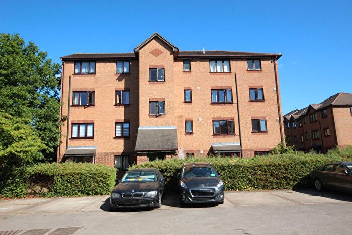 1 Bedroom Flat To Rent In Pempth Place, Wembley, HA9