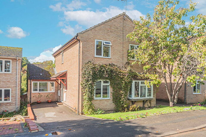 4 Bedroom Detached House For Sale In Bearlands, Wotton-under-Edge, GL12
