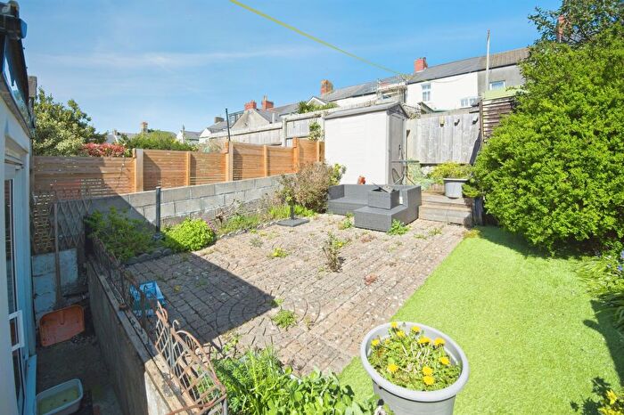 3 Bedroom Terraced House For Sale In Ludlow Street, Penarth, CF64
