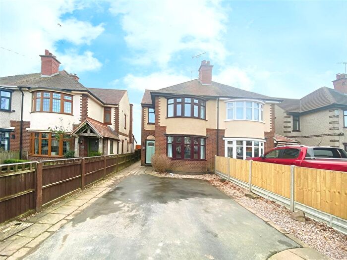 3 Bedroom Semi-Detached House To Rent In Ansley Road, Nuneaton, Warwickshire, CV10