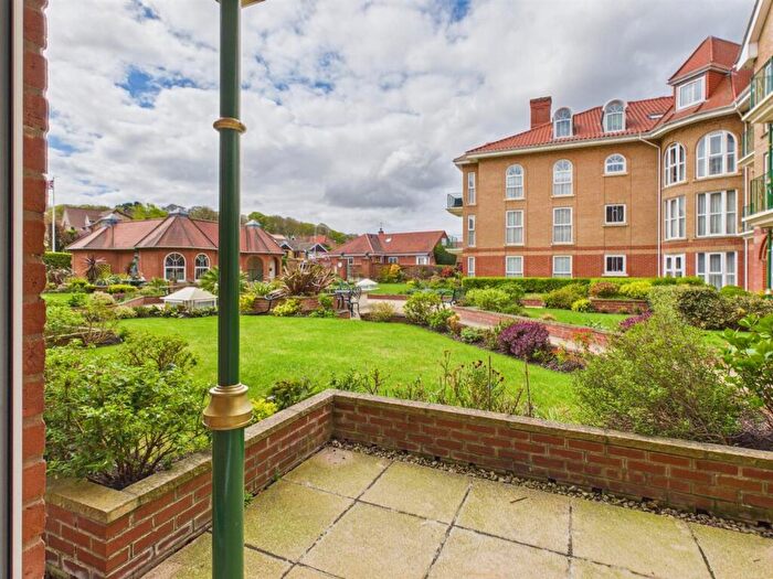 2 Bedroom Apartment For Sale In Colne Road, Cromer, NR27