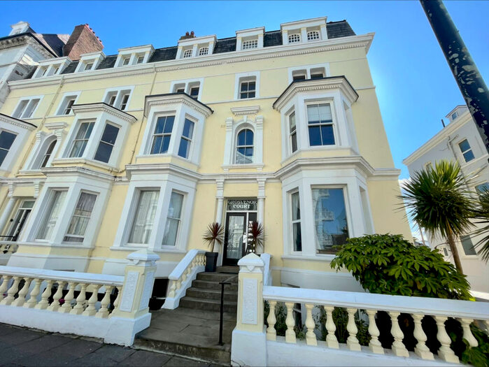 3 Bedroom Flat To Rent In Vaughan Street, Llandudno, LL30