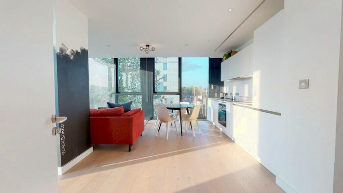 1 Bedroom Flat To Rent In Highgate Hill, London, N19