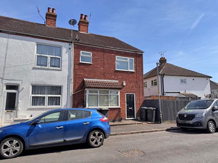 1 Bedroom Apartment To Rent In Rowland Street, Rugby, CV21