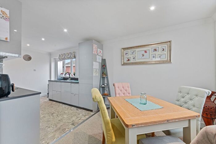 2 Bedroom Bungalow For Sale In Maple Road, Boston, PE21