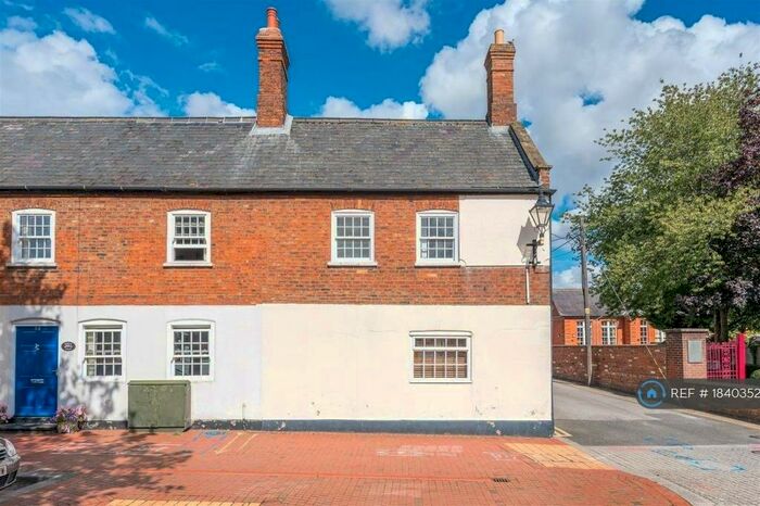 2 Bedroom End Of Terrace House To Rent In West Street, Horncastle, LN9