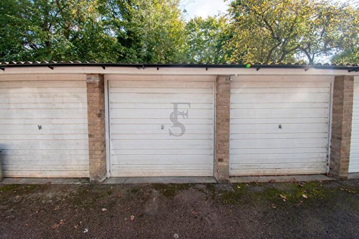 Garage / Parking To Rent In Oliver Court, Stoneygate, LE2