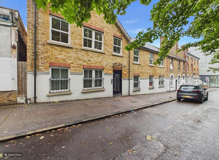 1 Bedroom Apartment To Rent In Foord Road South, Folkestone, Kent, CT20