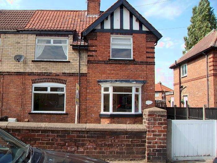 3 Bedroom Semi-Detached House To Rent In Milne Road, Bircotes, Doncaster, DN11