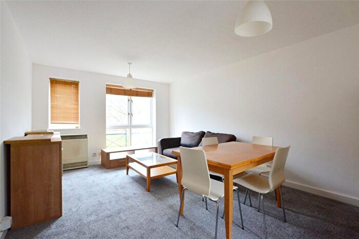 1 Bedroom Apartment To Rent In Riverside Court, Blackheath, London, SE3