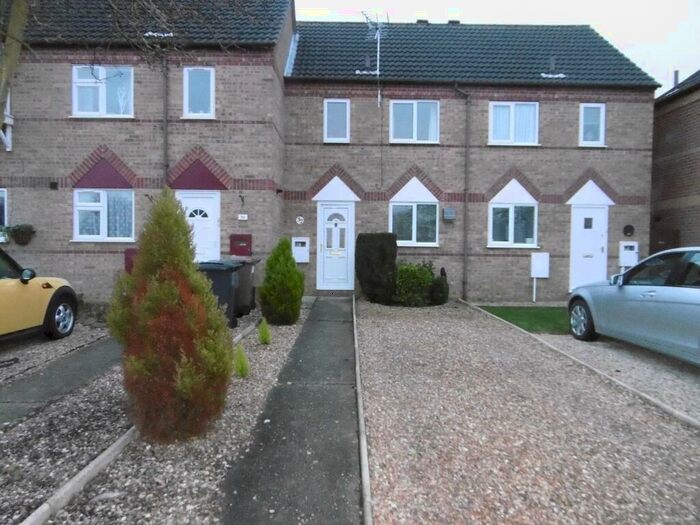 2 Bedroom Town House To Rent In Woodside Avenue, Sleaford, NG34