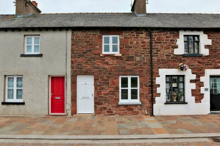 2 Bedroom House To Rent In Salthouse Road, Barrow-In-Furness, LA14