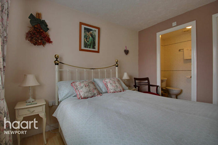 3 Bedroom End Of Terrace House For Sale In Dunraven Drive, Newport, NP10