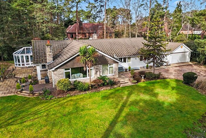 4 Bedroom Detached Bungalow For Sale In Avon Castle, BH24