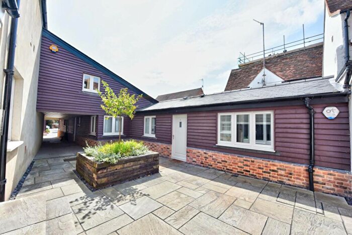 1 Bedroom Apartment To Rent In Brewery Mews, Henley On Thames, RG9