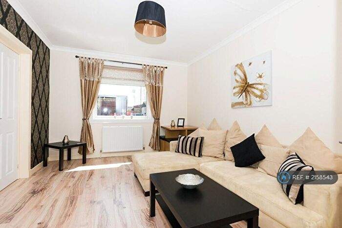 1 Bedroom Flat To Rent In Pittodrie Place, Aberdeen, AB24