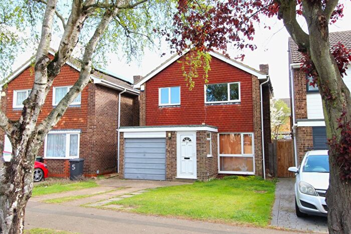 3 Bedroom Detached House For Sale In Mill Lane, Sandy, SG19