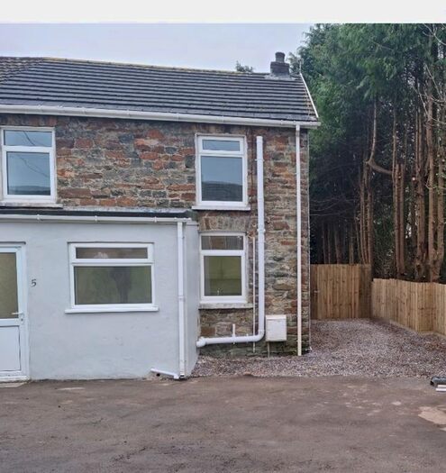 3 Bedroom Cottage To Rent In Cae Bryn Terrace, Brynmenyn, Bridgend CF32