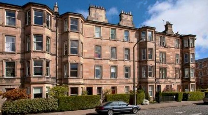 4 Bedroom Flat To Rent In Thirlestane Road, Edinburgh, EH9