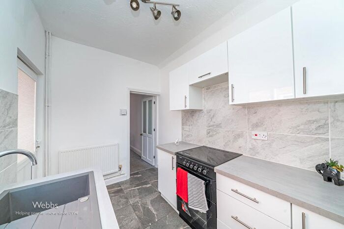 2 Bedroom Terraced House For Sale In Broad Lane, Bloxwich, Walsall, WS3