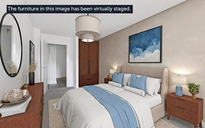 2 Bedroom Flat For Sale In Chatham Heights, Chatham Street, Reading, RG1