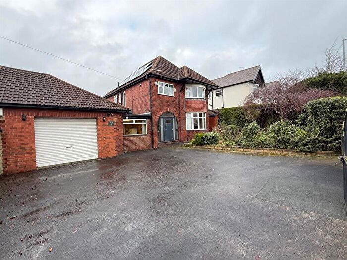 3 Bedroom Link Detached House For Sale In Otley Old Road, Cookridge, Leeds, West Yorkshire., LS16