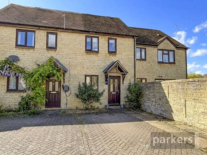 2 Bedroom Terraced House For Sale In Manor Road, Witney, Oxfordshire, OX28