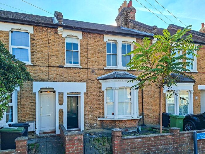 3 Bedroom Terraced House For Sale In Engleheart Road, Catford, SE6