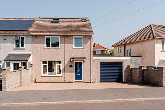 4 Bedroom End Of Terrace House For Sale In Lyppincourt Road, Brentry, BS10