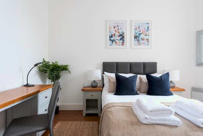 1 Bedroom Flat To Rent In Leinster Square (), London, W2