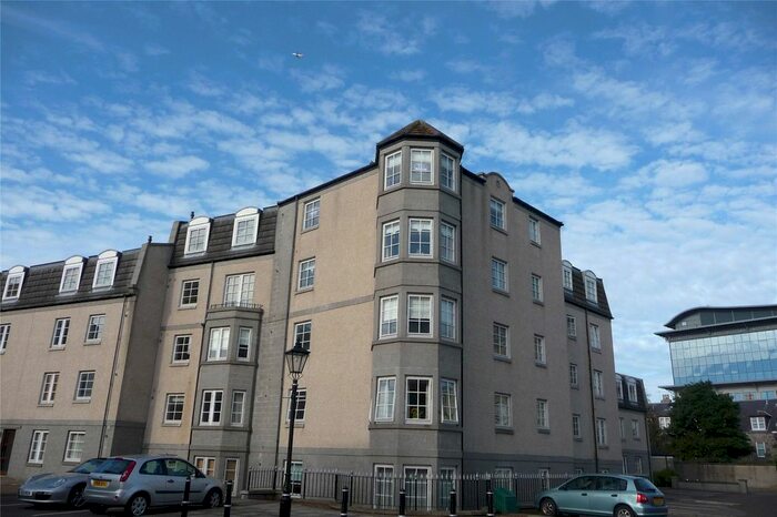 2 Bedroom Flat To Rent In Fonthill Avenue, Aberdeen, AB11