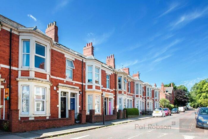 2 Bedroom Apartment To Rent In Forsyth Road, West Jesmond, Newcastle Upon Tyne, NE2
