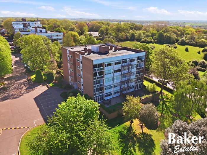 2 Bedroom Apartment For Sale In The Bowls, Chigwell, Essex, IG7
